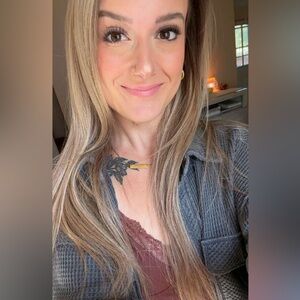 Meet your Posher, Kaitlyn